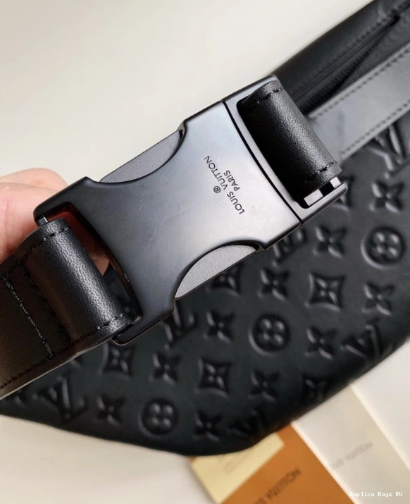 Cheap DISCOVERY BUMBAG LOUIS VUITTON 0820